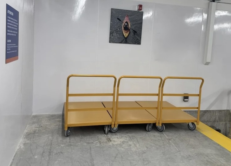 Storage Units at SmartStop Self Storage - Charest - 885 Blvd Charest O, Quebec, QC